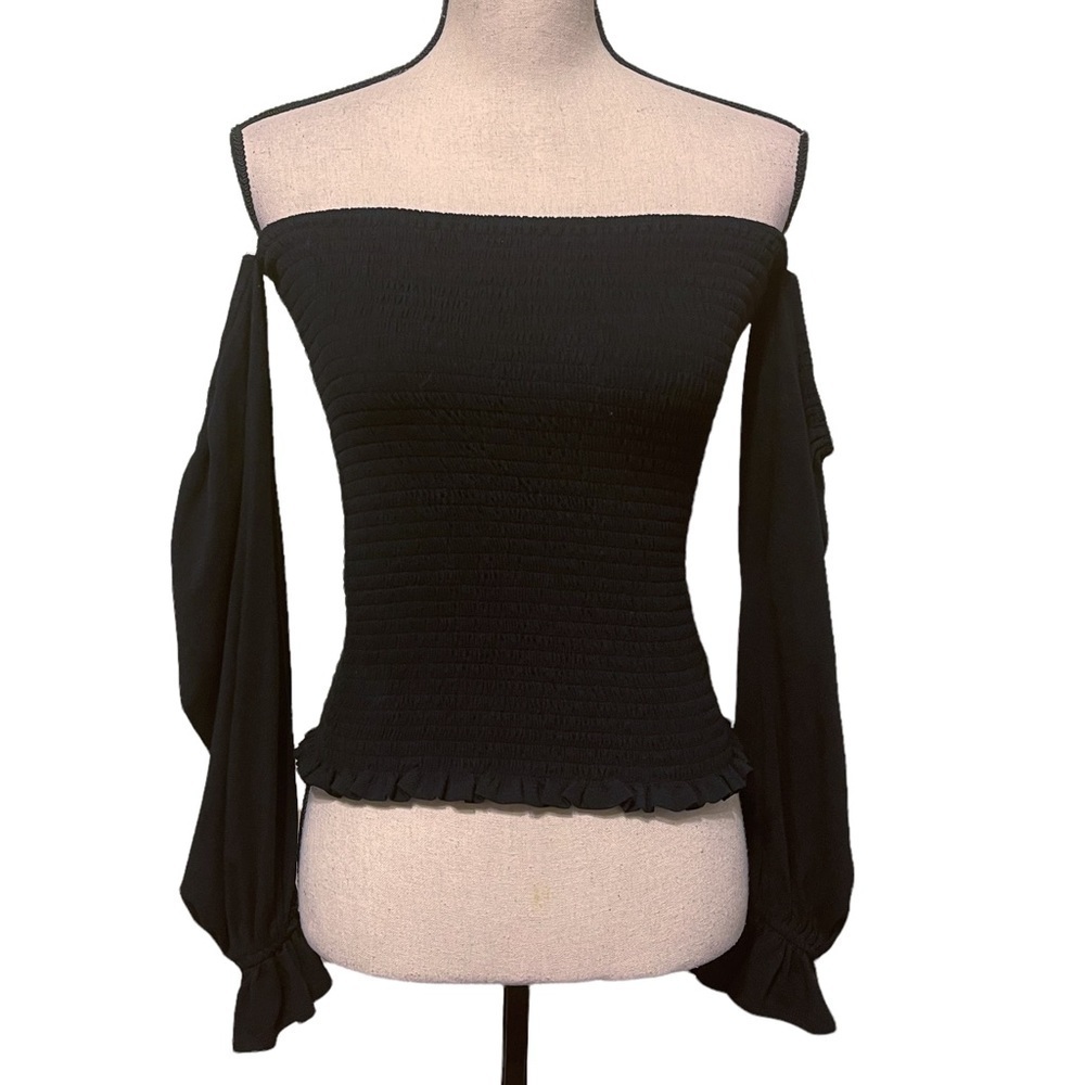 1 State Off The‎ Shoulder Fitted Long Sleeve Crop Top in Black Women's Small